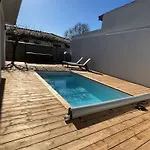 Maison Familiale Piscine 3 ! Дом отдыха *